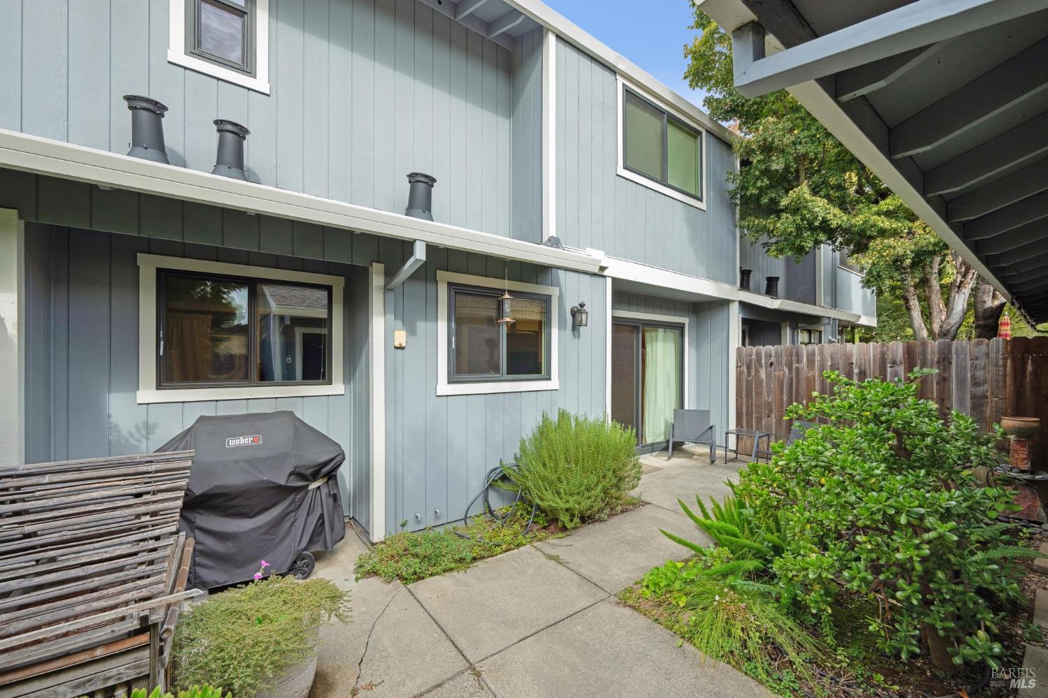 Detail Gallery Image 22 of 32 For 19167 Robinson Rd #Y,  Sonoma,  CA 95476 - 2 Beds | 1/1 Baths