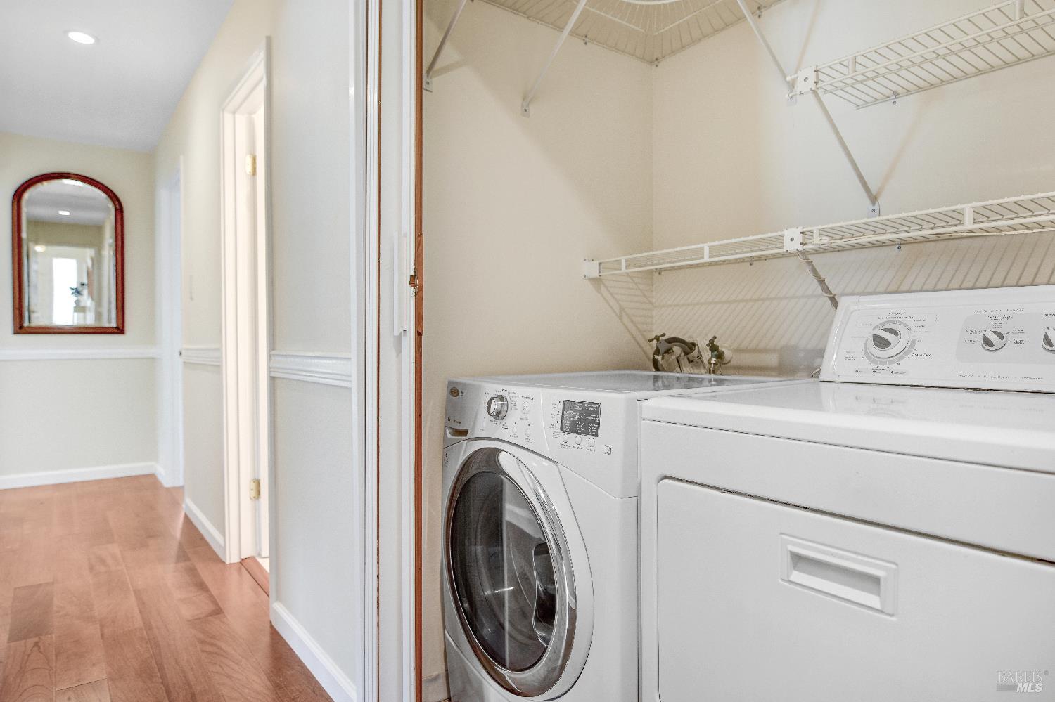 Detail Gallery Image 23 of 36 For 25 Roosevelt Ave, San Rafael,  CA 94903 - 4 Beds | 2/1 Baths