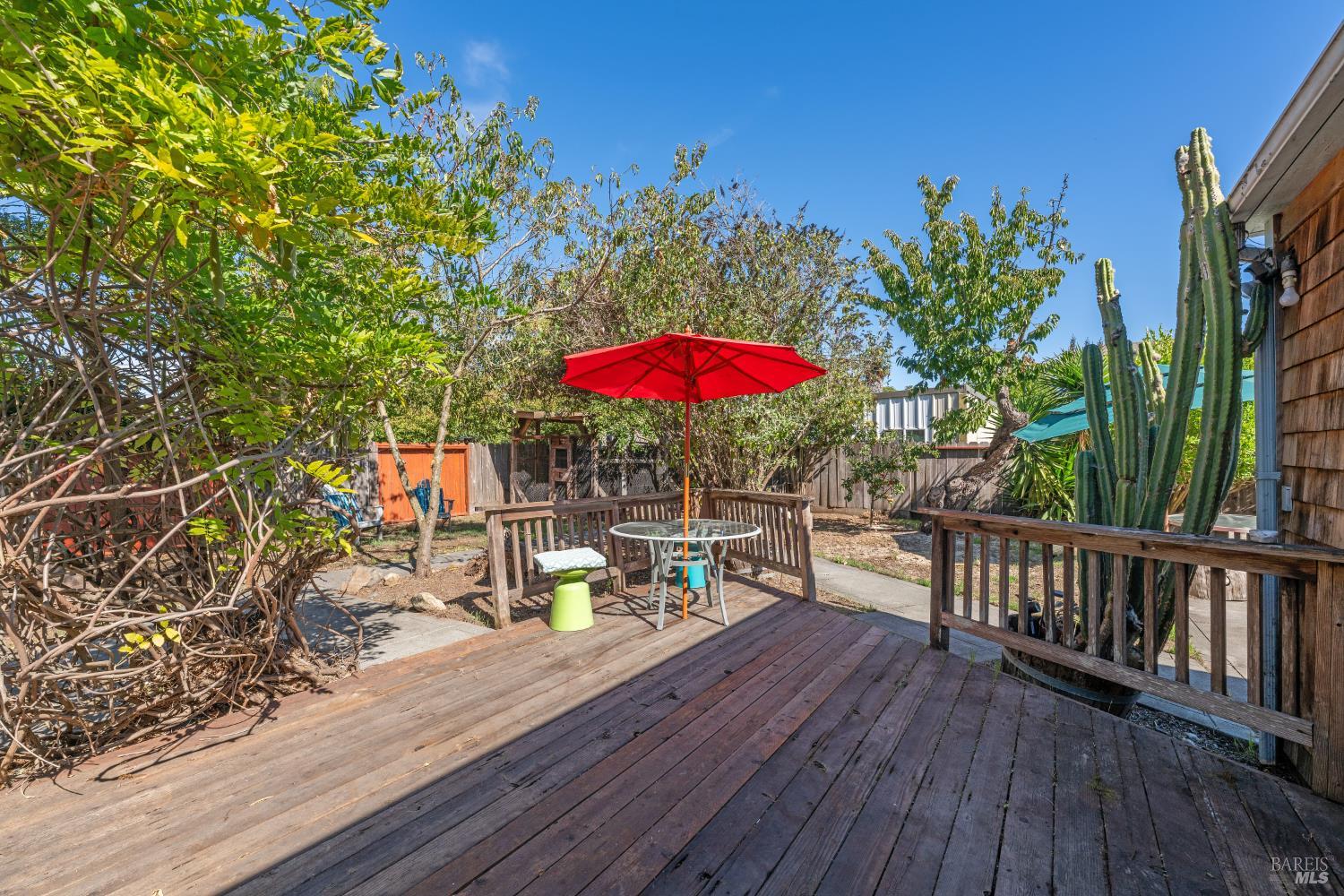 Detail Gallery Image 34 of 54 For 709 W 8th St, Santa Rosa,  CA 95401 - 3 Beds | 2 Baths