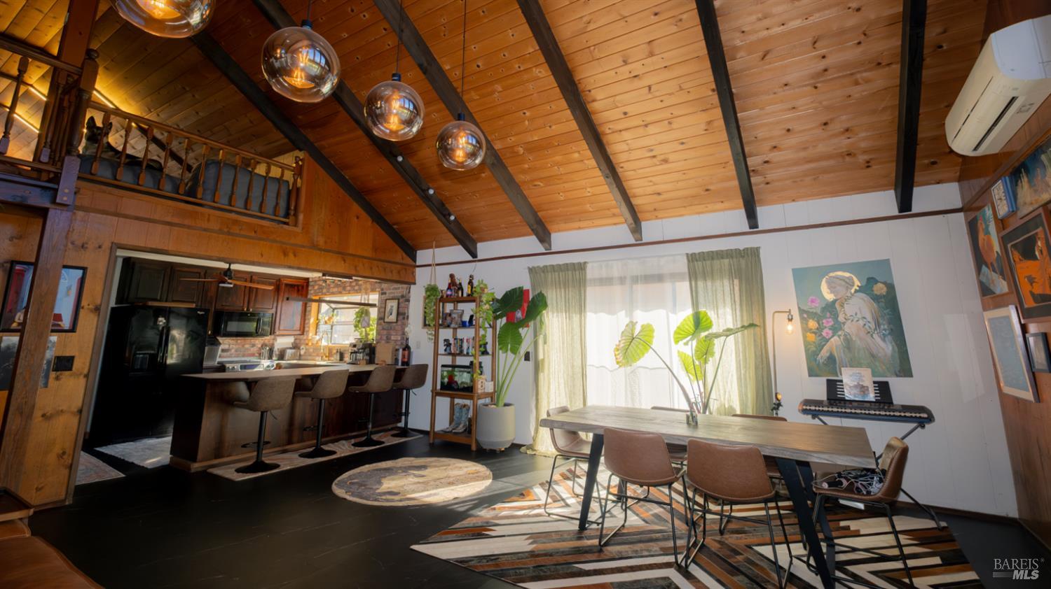 Detail Gallery Image 8 of 49 For 18279 Hidden Valley Rd, Hidden Valley Lake,  CA 95467 - 3 Beds | 2 Baths