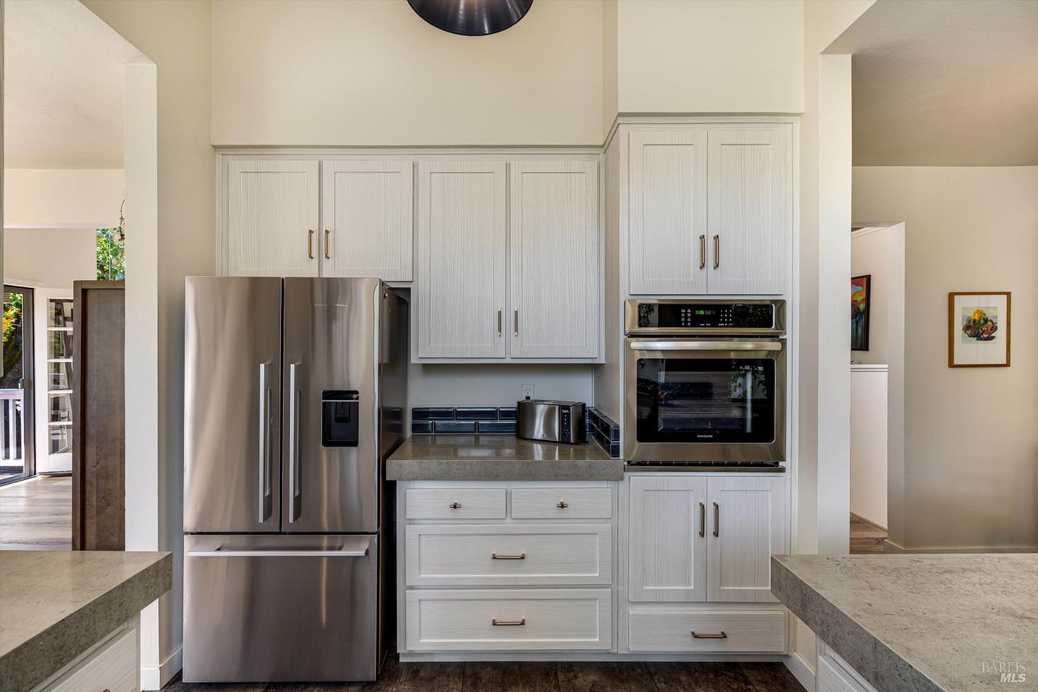 Detail Gallery Image 13 of 36 For 18120 Vassar Ct, Sonoma,  CA 95476 - 3 Beds | 3/1 Baths