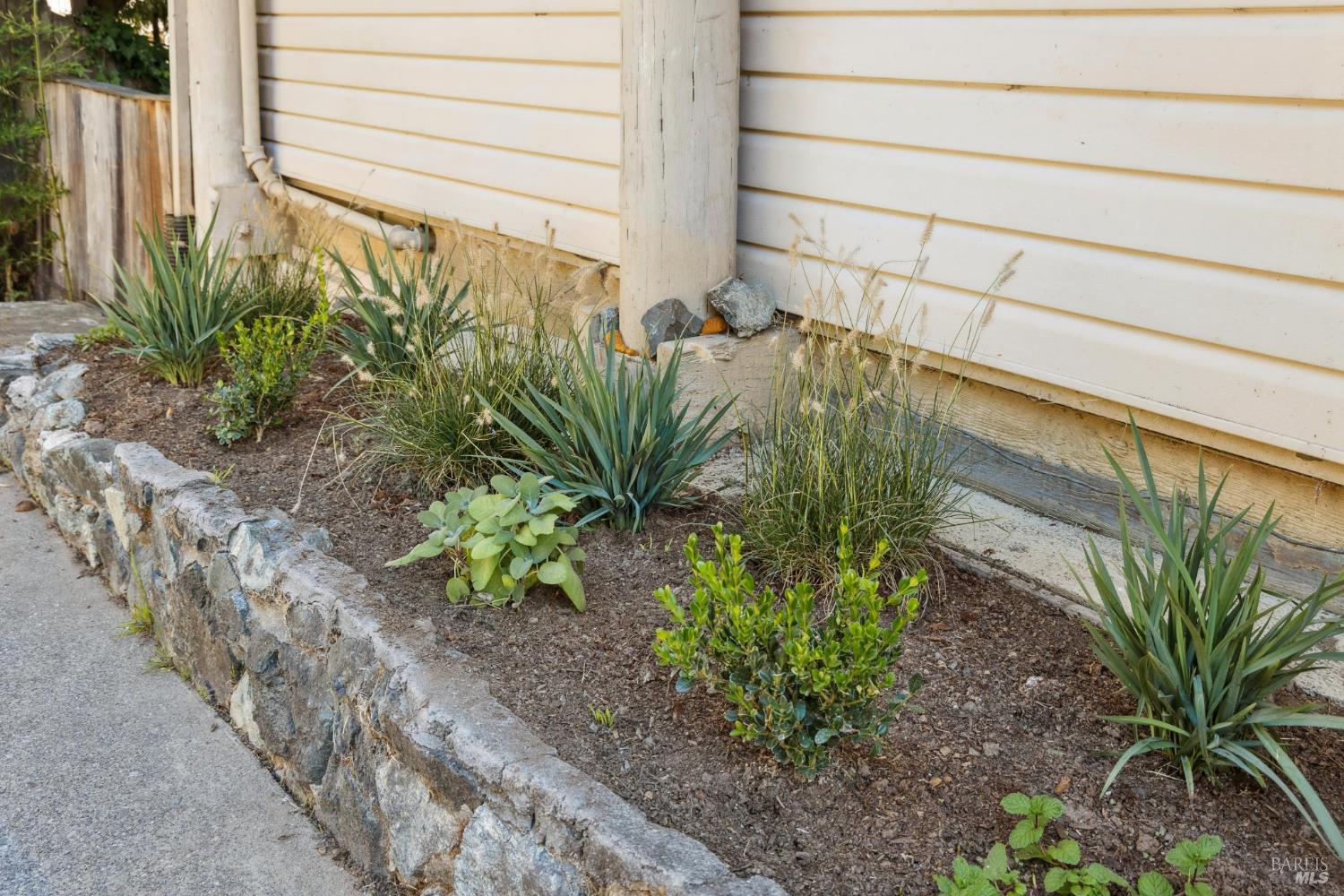 Detail Gallery Image 36 of 42 For 16 Dutton Ct, Sausalito,  CA 94965 - – Beds | – Baths