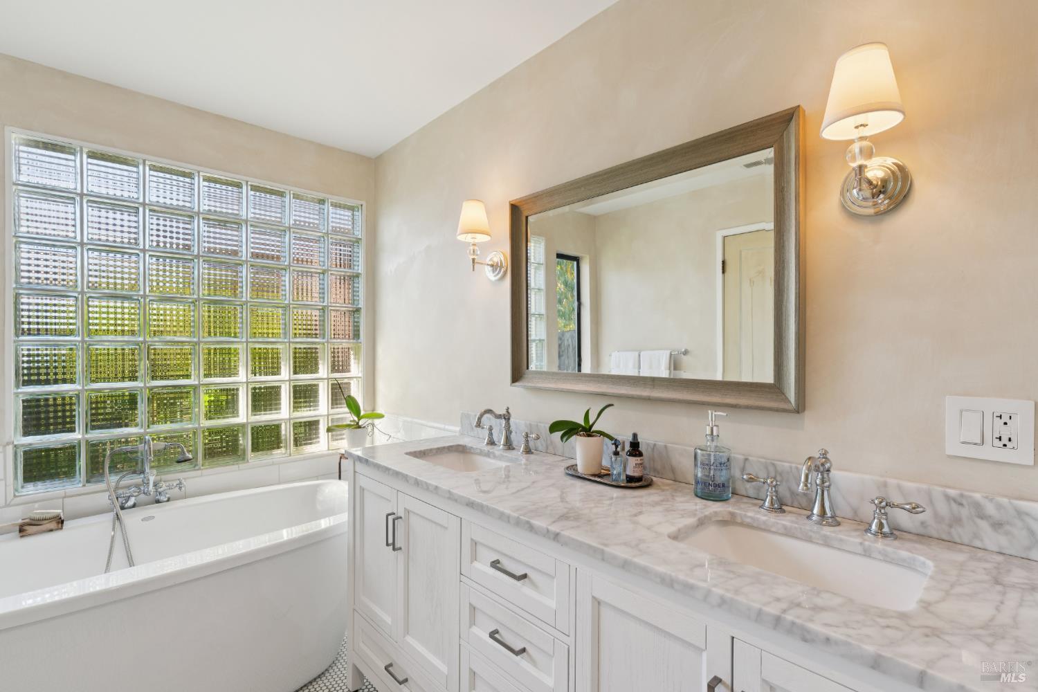 Detail Gallery Image 27 of 47 For 257 Perkins St, Sonoma,  CA 95476 - 3 Beds | 2 Baths