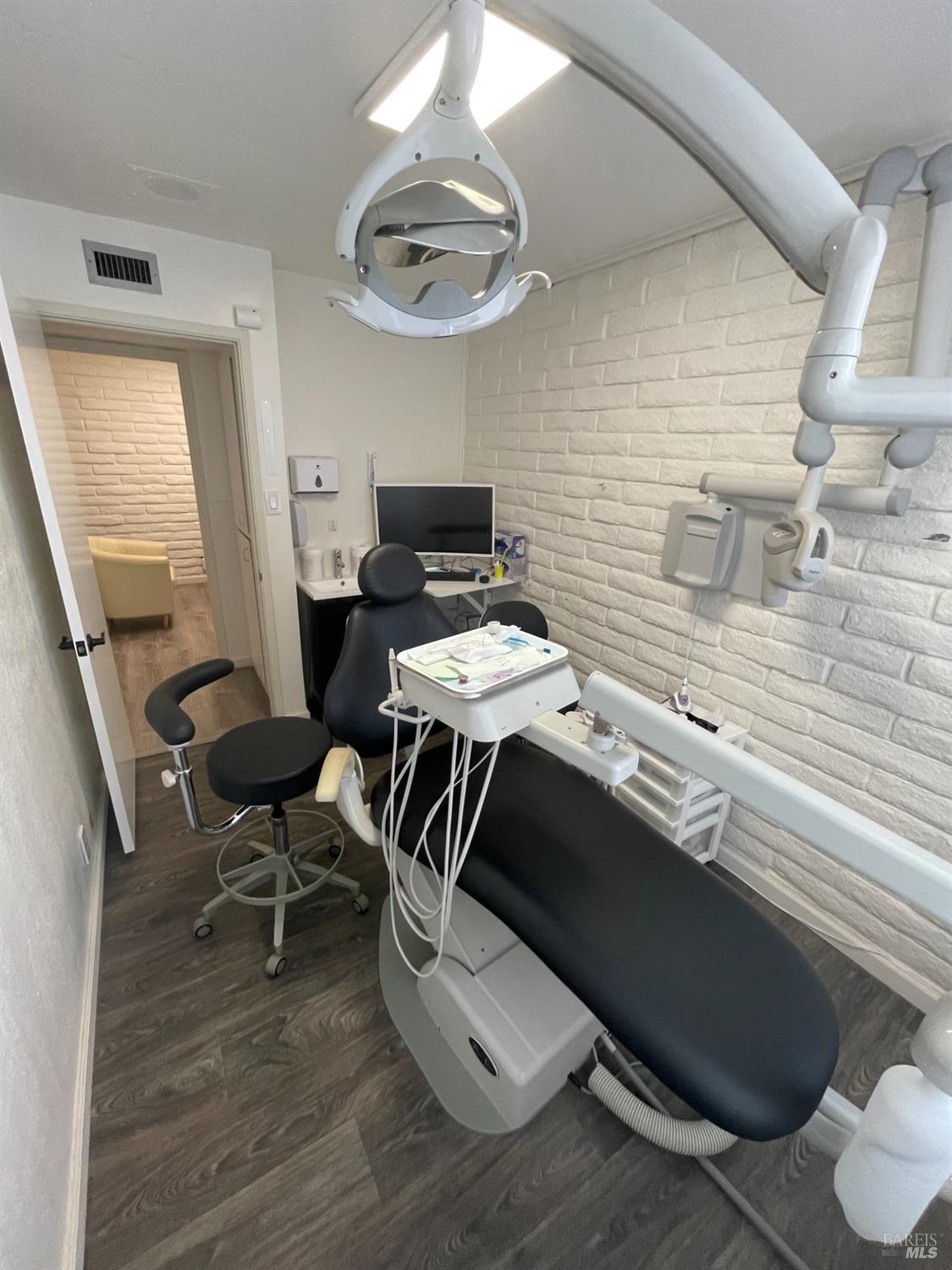 Detail Gallery Image 9 of 18 For 6543 Montecito Blvd, Santa Rosa,  CA 95409 - – Beds | – Baths