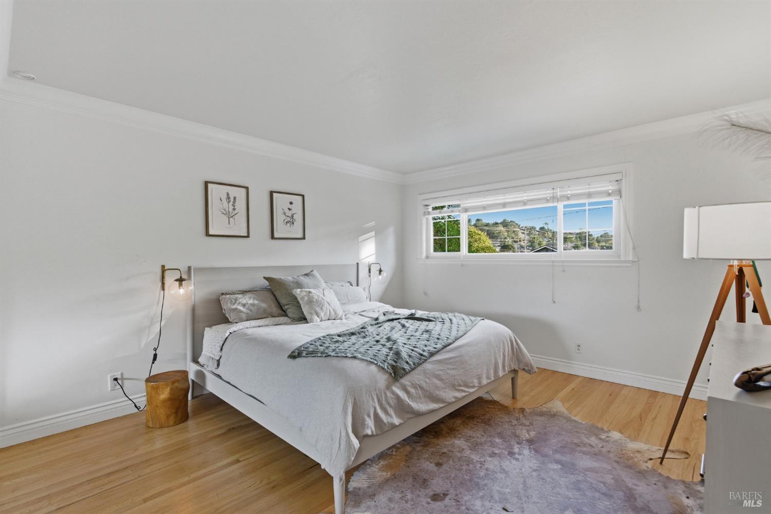 Detail Gallery Image 17 of 26 For 506 Cedar Hill Dr, San Rafael,  CA 94903 - 3 Beds | 2/1 Baths