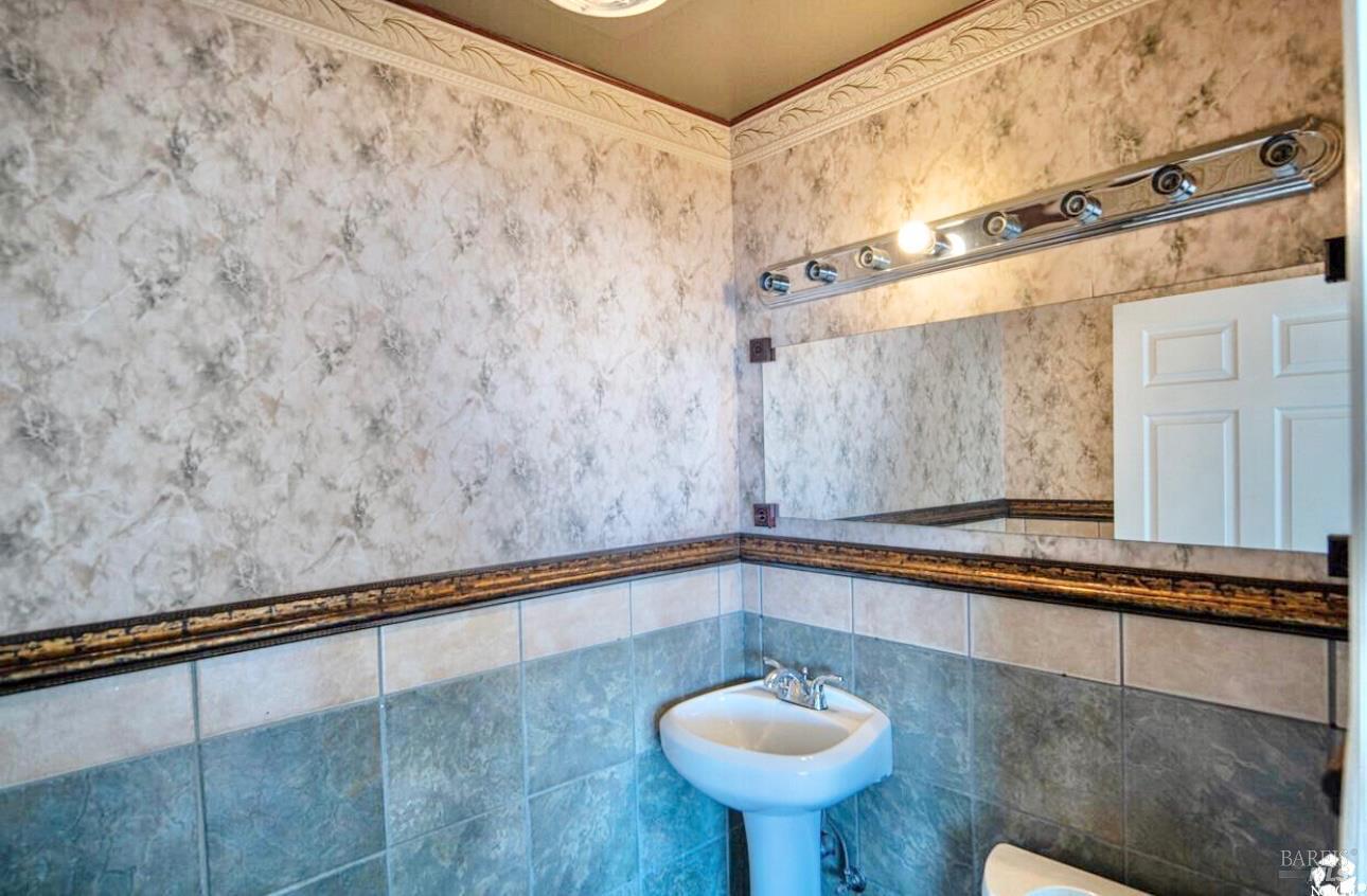 Detail Gallery Image 10 of 18 For 1109 Maple Ave, Vallejo,  CA 94591 - – Beds | – Baths