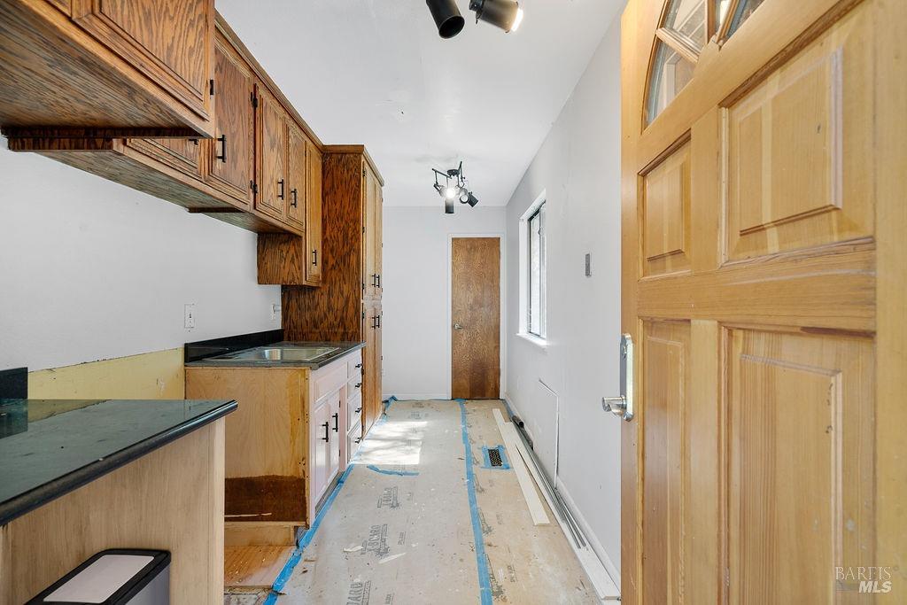 Detail Gallery Image 5 of 43 For 3500 Mount Veeder Rd, Napa,  CA 94558 - 3 Beds | 2 Baths