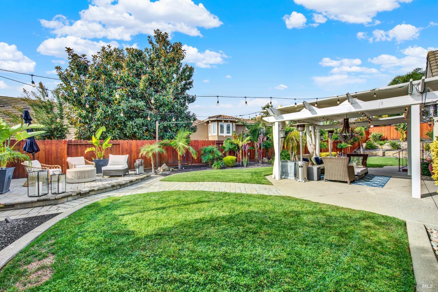 Detail Gallery Image 80 of 94 For 3261 Congressional Cir, Fairfield,  CA 94534 - 5 Beds | 4/1 Baths