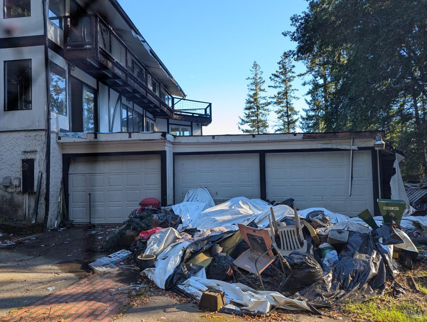 Detail Gallery Image 6 of 53 For 25780 Porro Ct, Willits,  CA 95490 - 3 Beds | 2 Baths