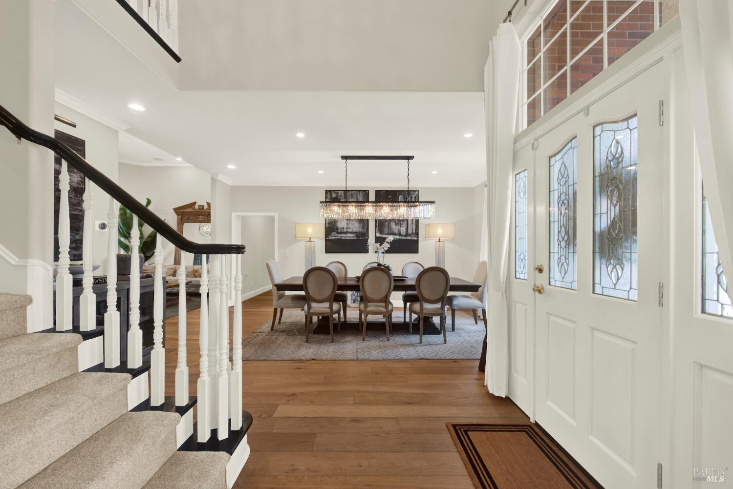 Detail Gallery Image 12 of 94 For 3261 Congressional Cir, Fairfield,  CA 94534 - 5 Beds | 4/1 Baths