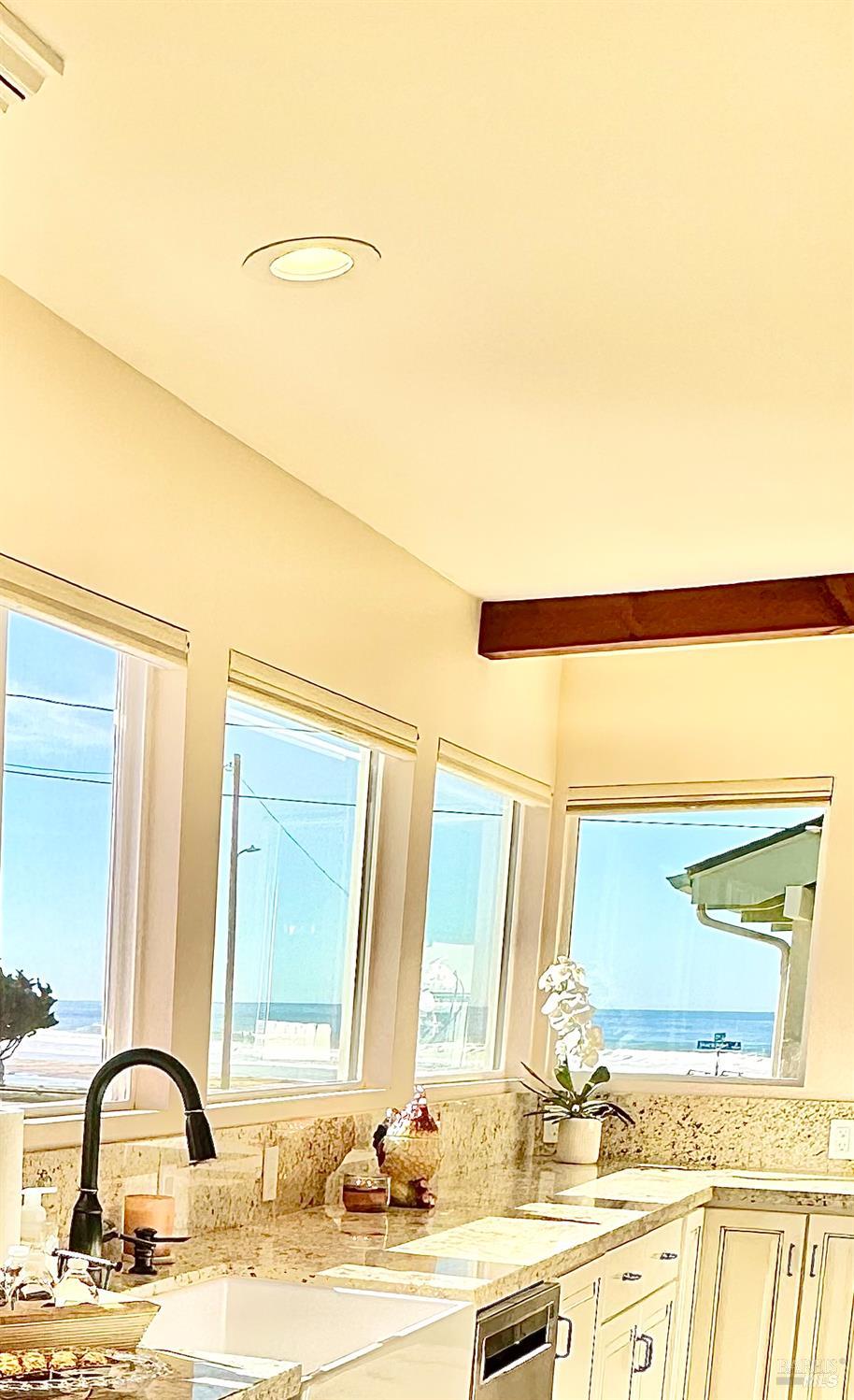 Detail Gallery Image 11 of 51 For 175 Tahiti St, Morro Bay,  CA 93442 - 3 Beds | 2 Baths