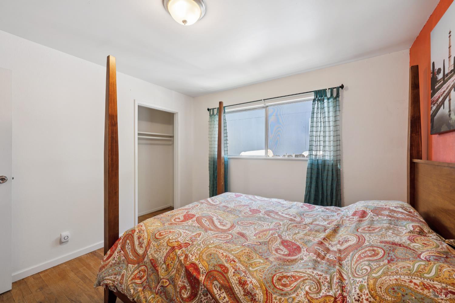 Detail Gallery Image 25 of 54 For 709 W 8th St, Santa Rosa,  CA 95401 - 3 Beds | 2 Baths