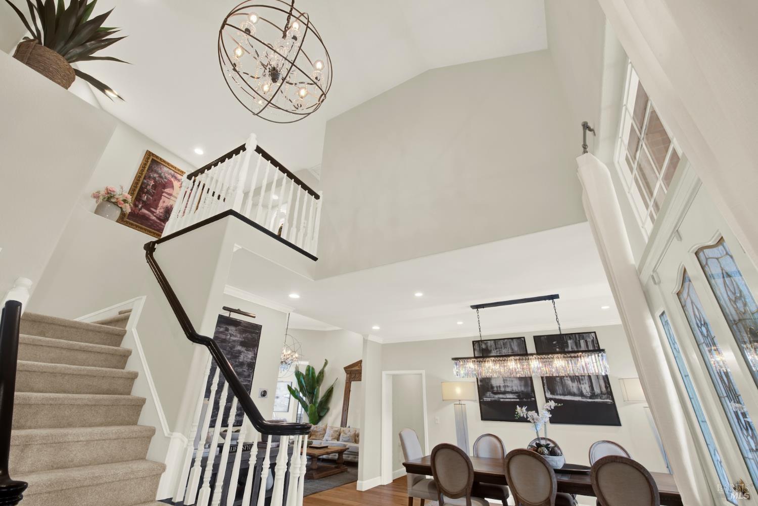 Detail Gallery Image 13 of 94 For 3261 Congressional Cir, Fairfield,  CA 94534 - 5 Beds | 4/1 Baths