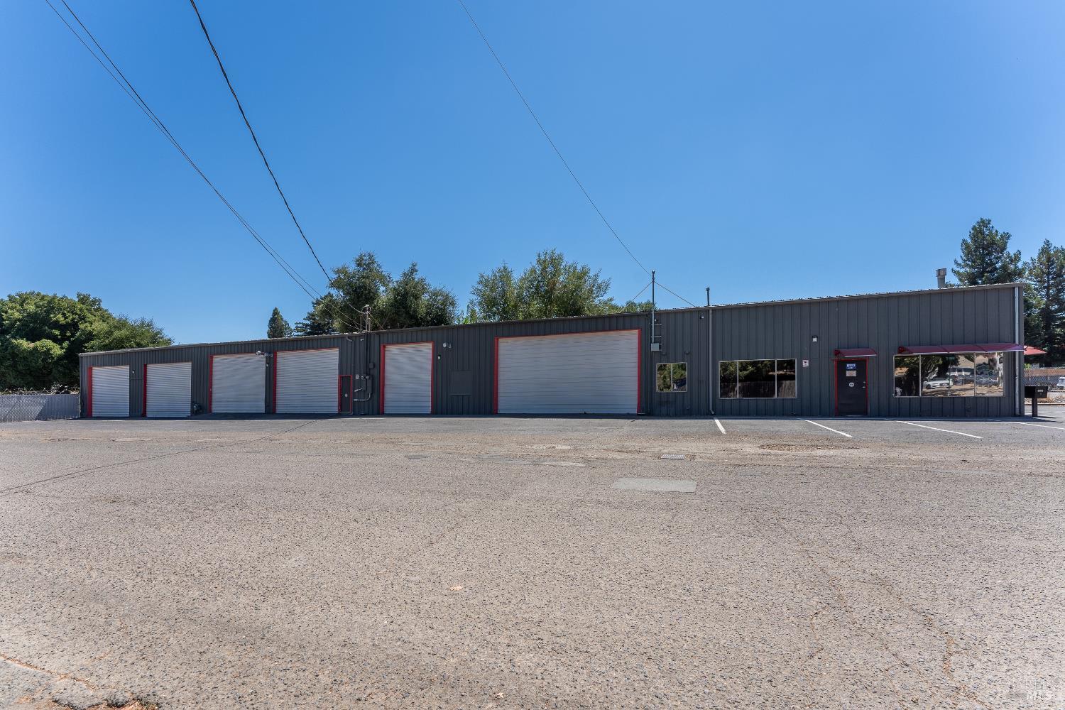 Detail Gallery Image 3 of 24 For 550 Talmage Rd, Ukiah,  CA 95482 - – Beds | – Baths