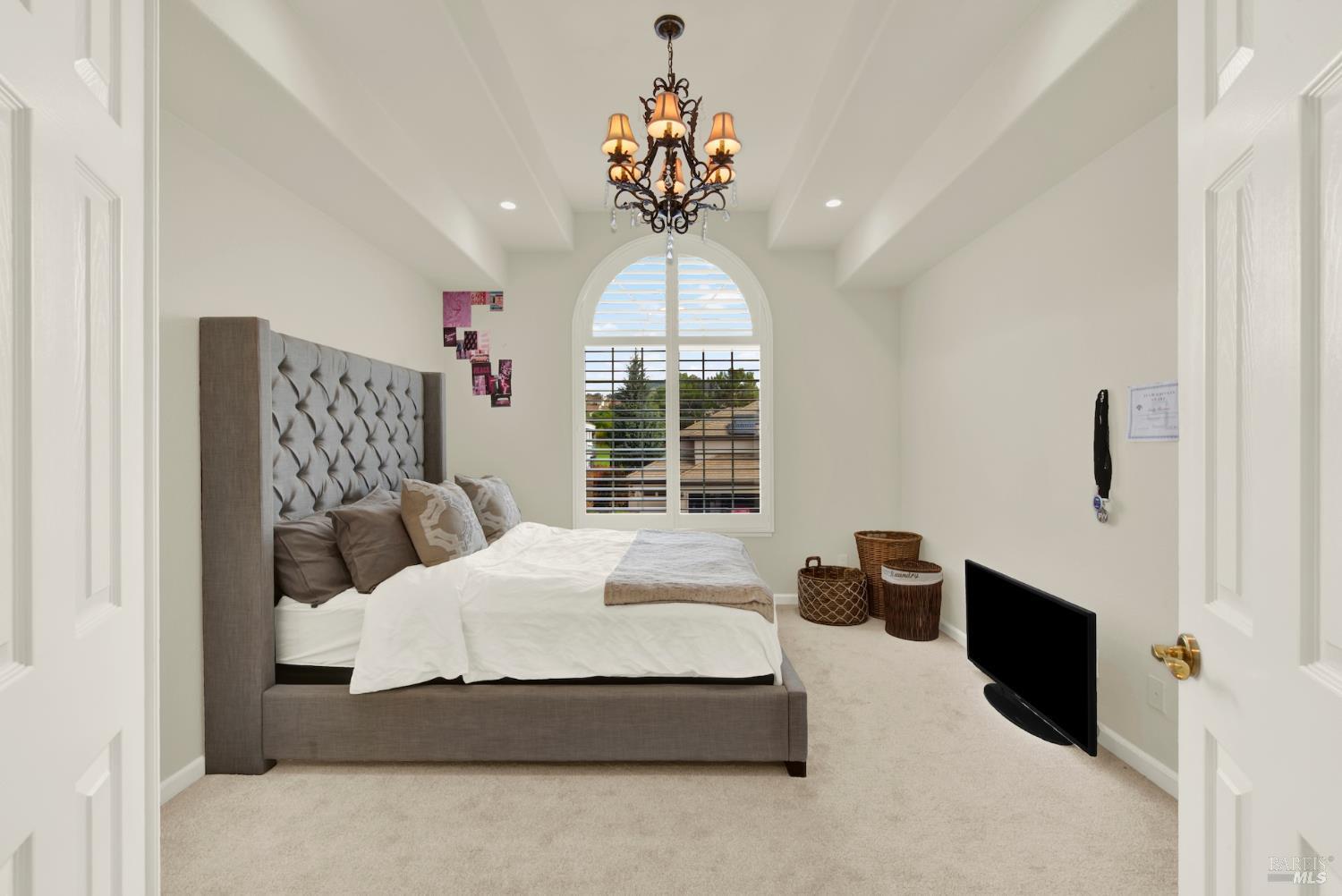 Detail Gallery Image 58 of 94 For 3261 Congressional Cir, Fairfield,  CA 94534 - 5 Beds | 4/1 Baths
