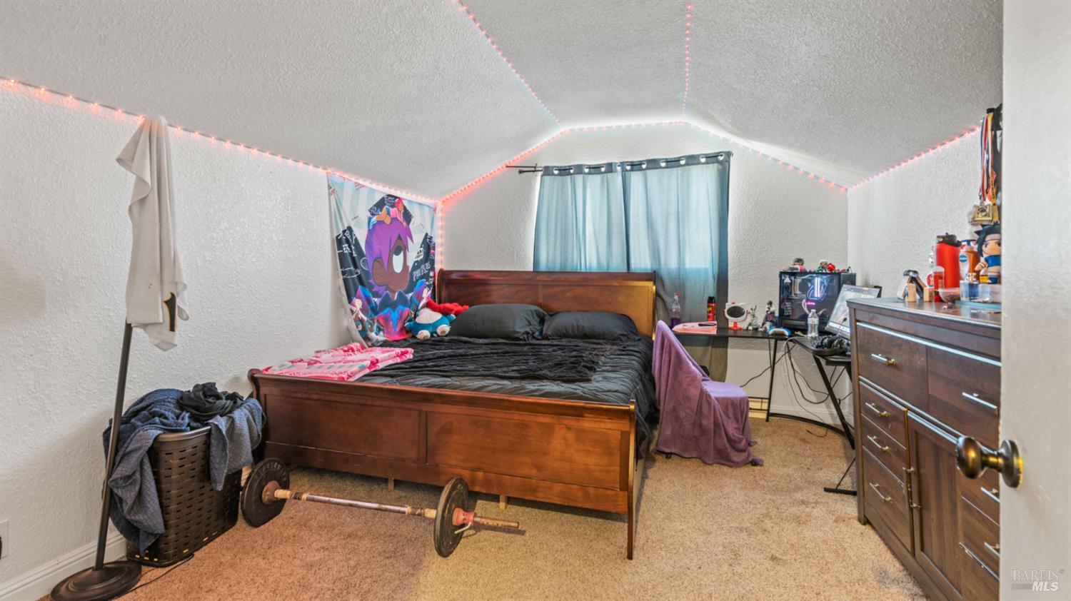 Detail Gallery Image 20 of 29 For 571 Greenwood Dr, Vacaville,  CA 95687 - 4 Beds | 2 Baths