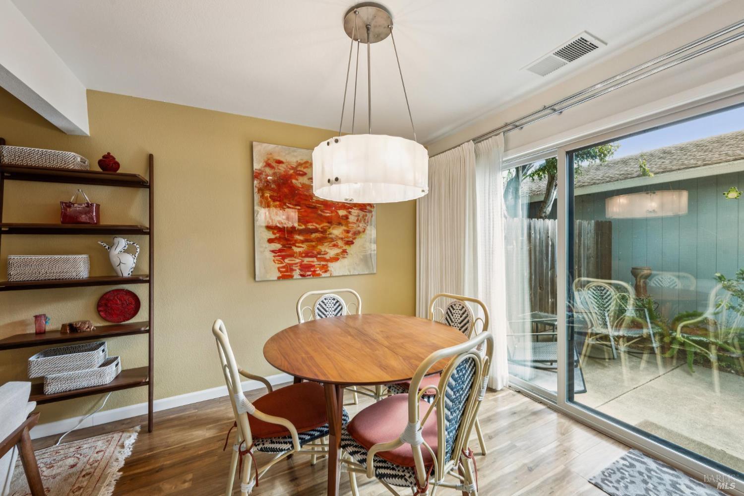 Detail Gallery Image 8 of 32 For 19167 Robinson Rd #Y,  Sonoma,  CA 95476 - 2 Beds | 1/1 Baths