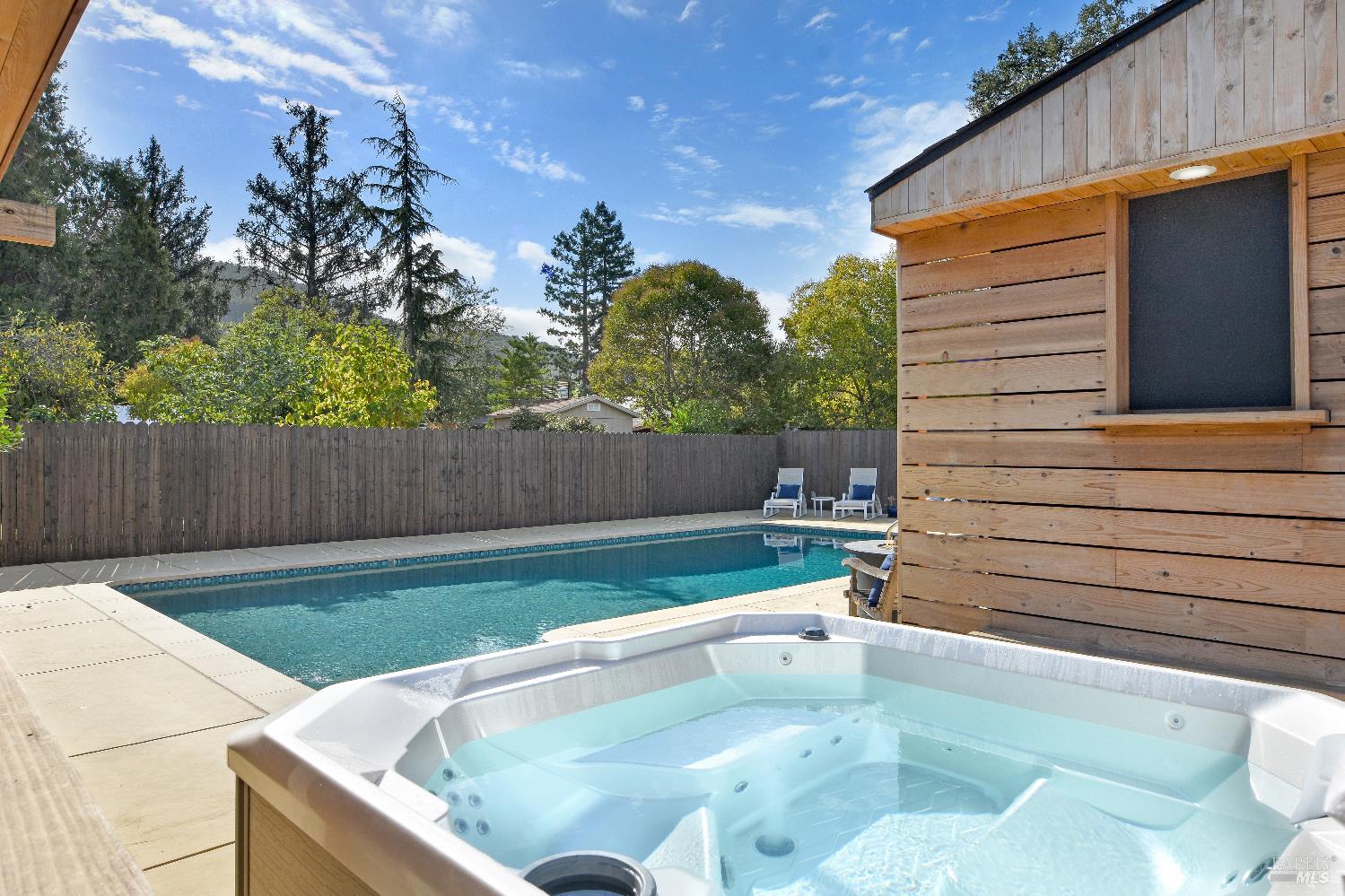 Detail Gallery Image 24 of 36 For 25 Roosevelt Ave, San Rafael,  CA 94903 - 4 Beds | 2/1 Baths