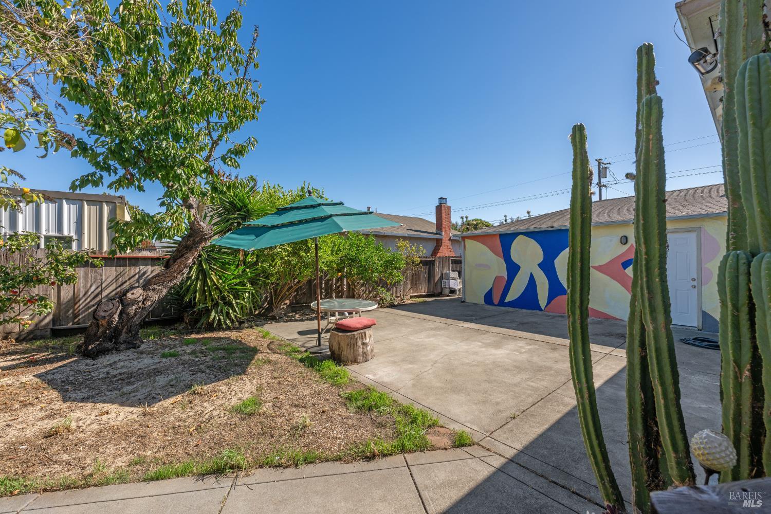 Detail Gallery Image 36 of 54 For 709 W 8th St, Santa Rosa,  CA 95401 - 3 Beds | 2 Baths