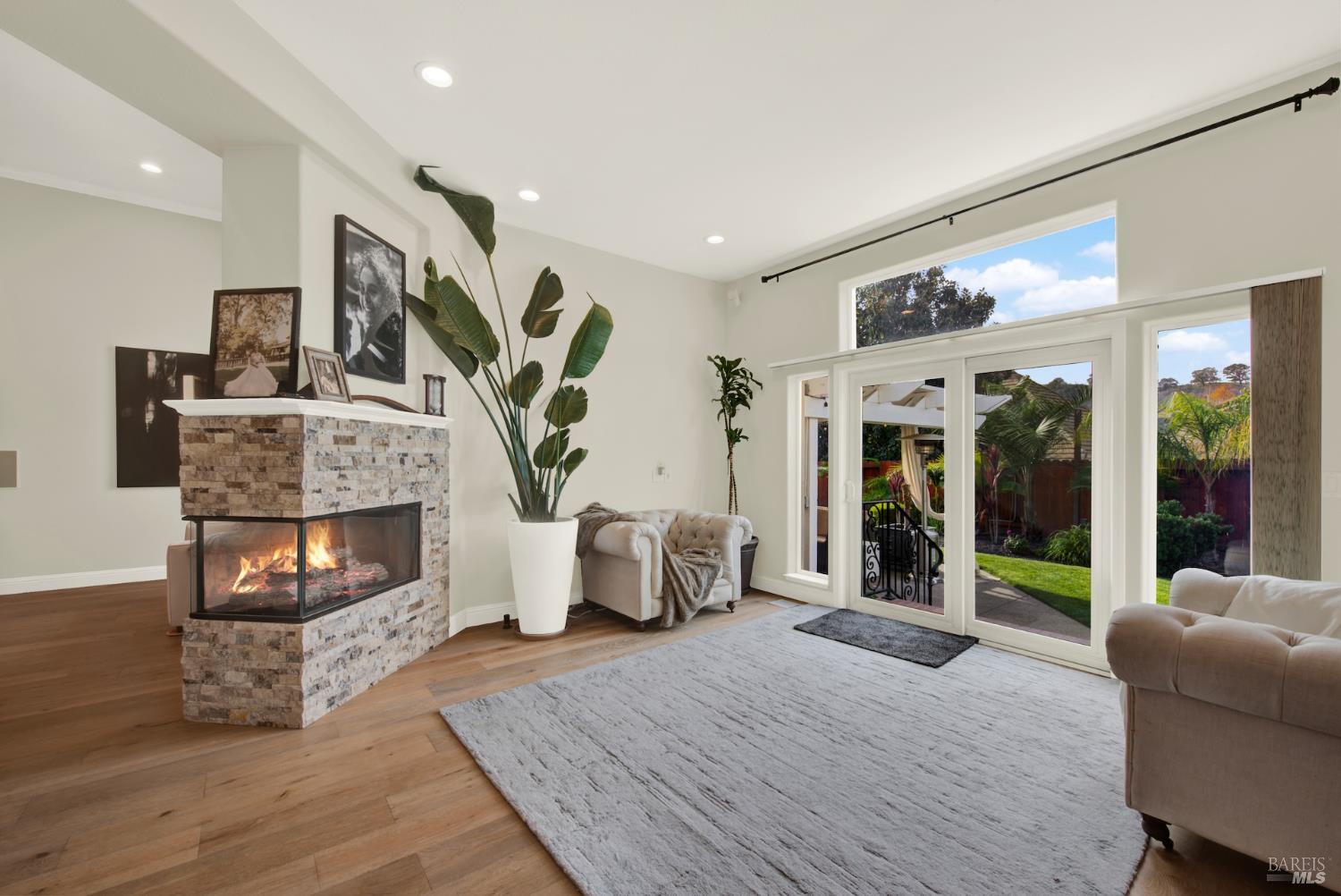 Detail Gallery Image 25 of 94 For 3261 Congressional Cir, Fairfield,  CA 94534 - 5 Beds | 4/1 Baths