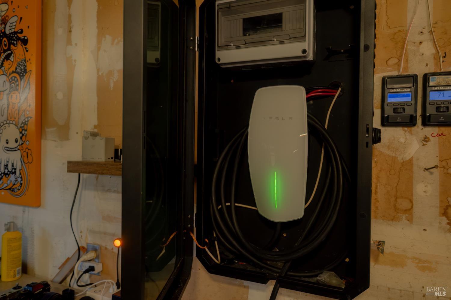 Detail Gallery Image 45 of 49 For 18279 Hidden Valley Rd, Hidden Valley Lake,  CA 95467 - 3 Beds | 2 Baths