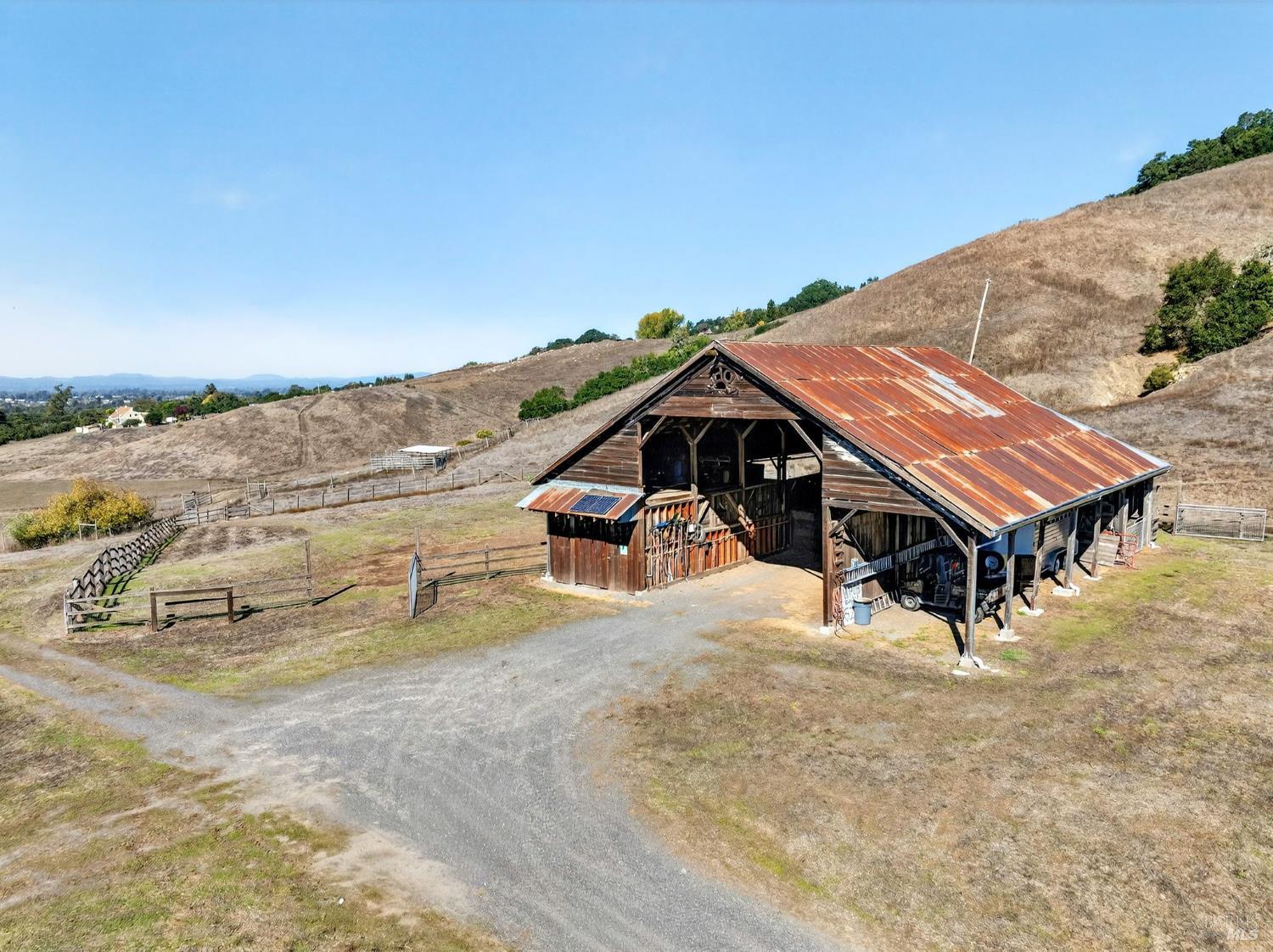 Detail Gallery Image 5 of 46 For 5200 Petaluma Hill Rd, Santa Rosa,  CA 95404 - – Beds | – Baths