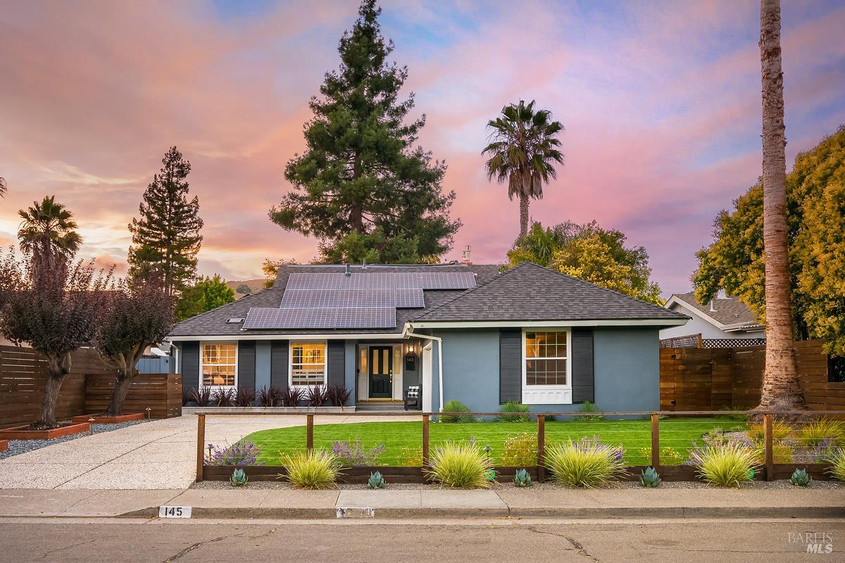 Detail Gallery Image 30 of 44 For 145 San Carlos Way, Novato,  CA 94945 - 4 Beds | 2 Baths