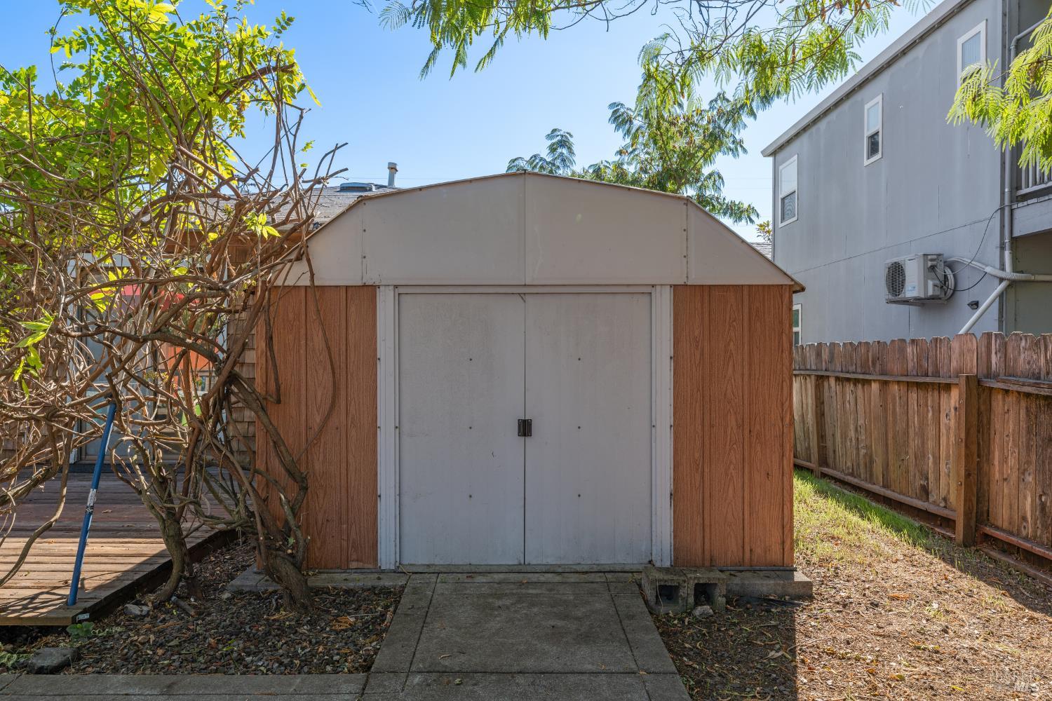 Detail Gallery Image 49 of 54 For 709 W 8th St, Santa Rosa,  CA 95401 - 3 Beds | 2 Baths