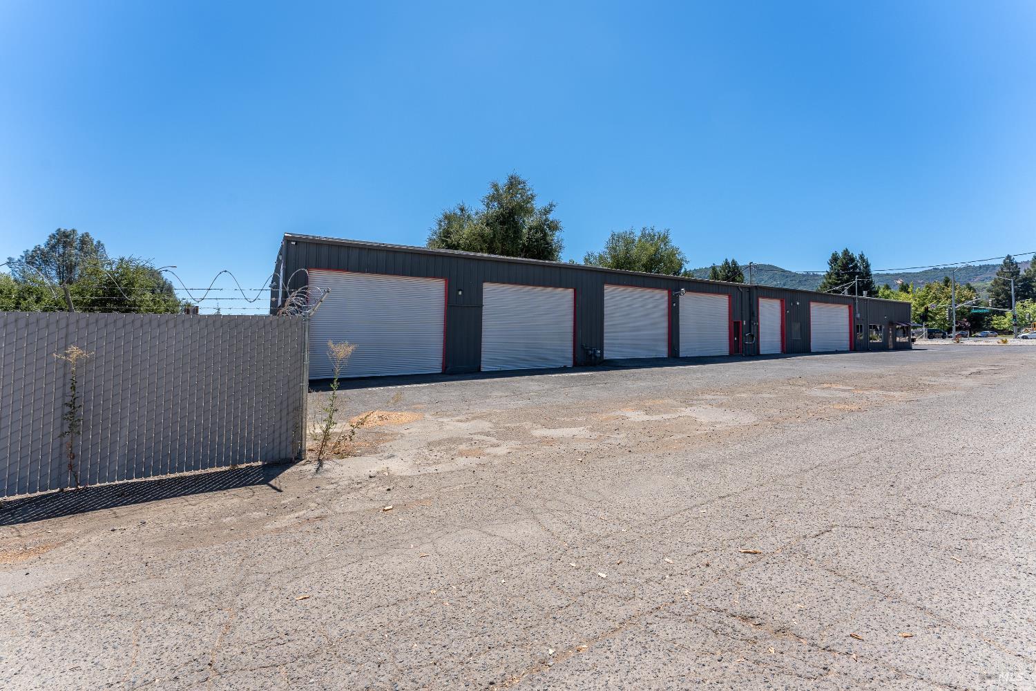 Detail Gallery Image 22 of 24 For 550 Talmage Rd, Ukiah,  CA 95482 - – Beds | – Baths