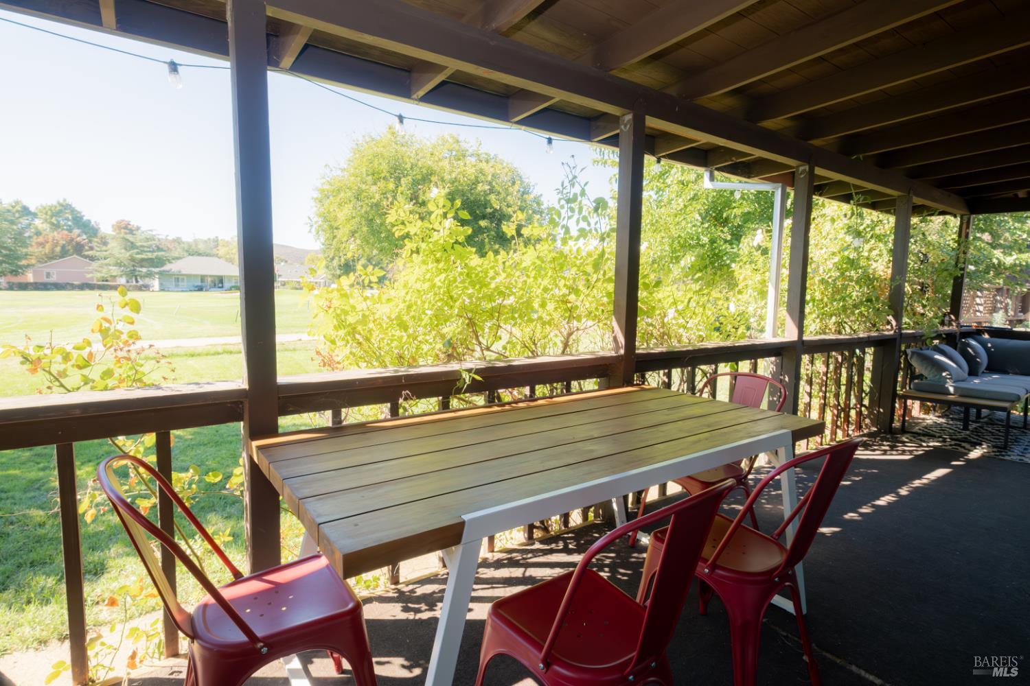 Detail Gallery Image 15 of 49 For 18279 Hidden Valley Rd, Hidden Valley Lake,  CA 95467 - 3 Beds | 2 Baths