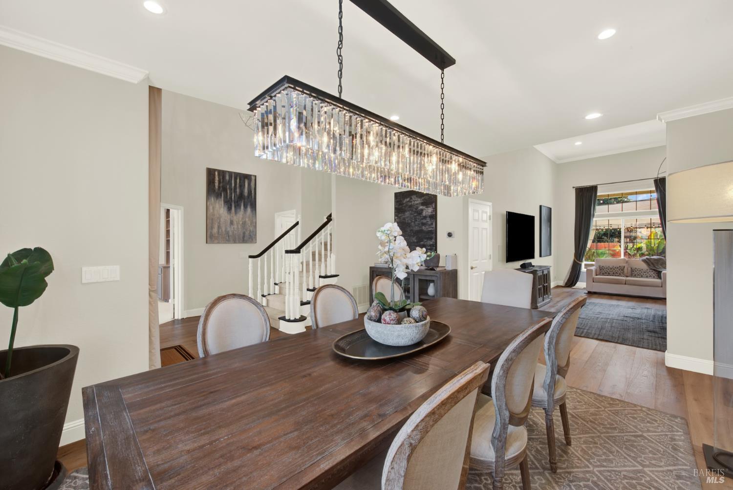 Detail Gallery Image 18 of 94 For 3261 Congressional Cir, Fairfield,  CA 94534 - 5 Beds | 4/1 Baths