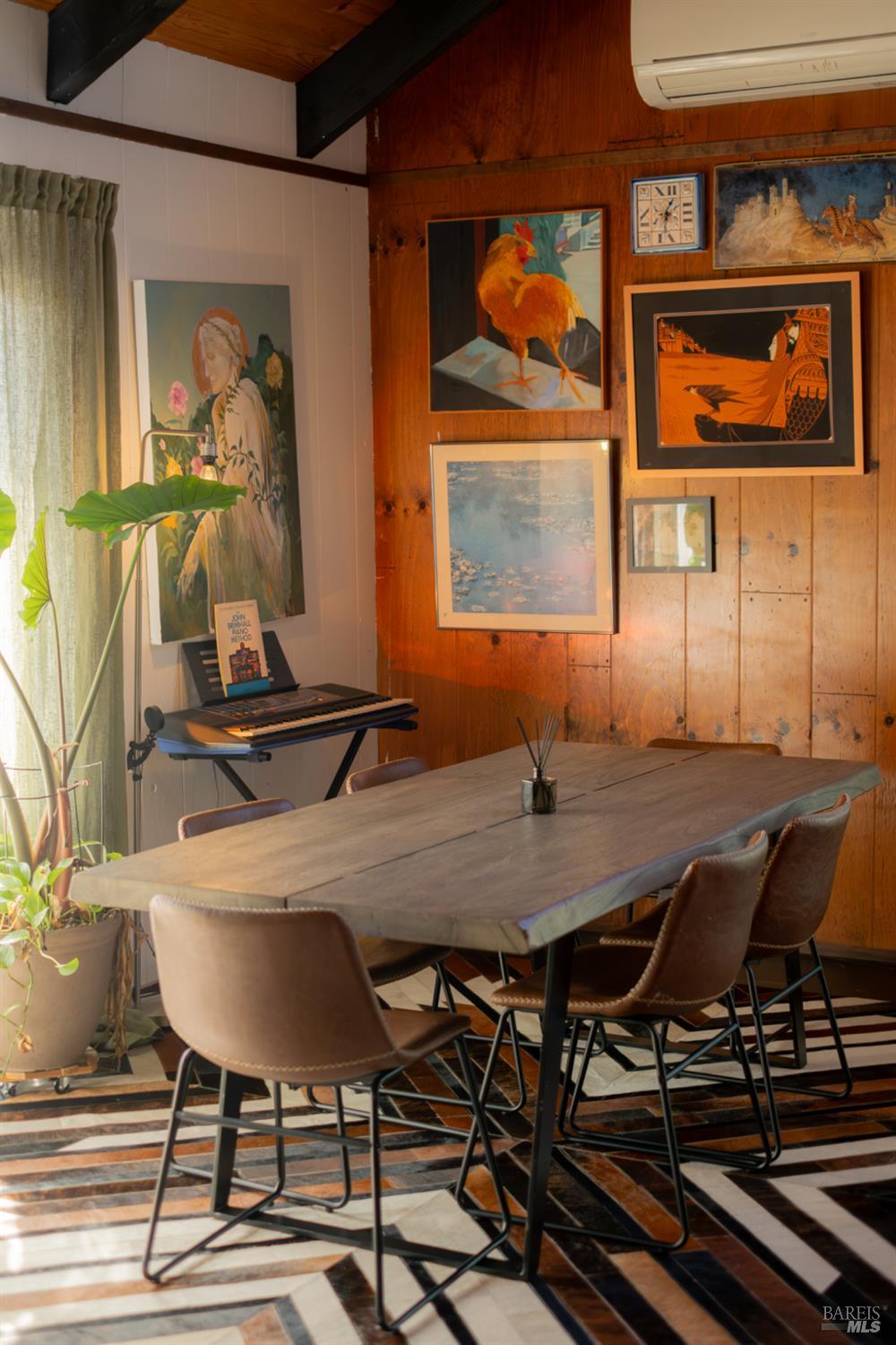 Detail Gallery Image 6 of 49 For 18279 Hidden Valley Rd, Hidden Valley Lake,  CA 95467 - 3 Beds | 2 Baths