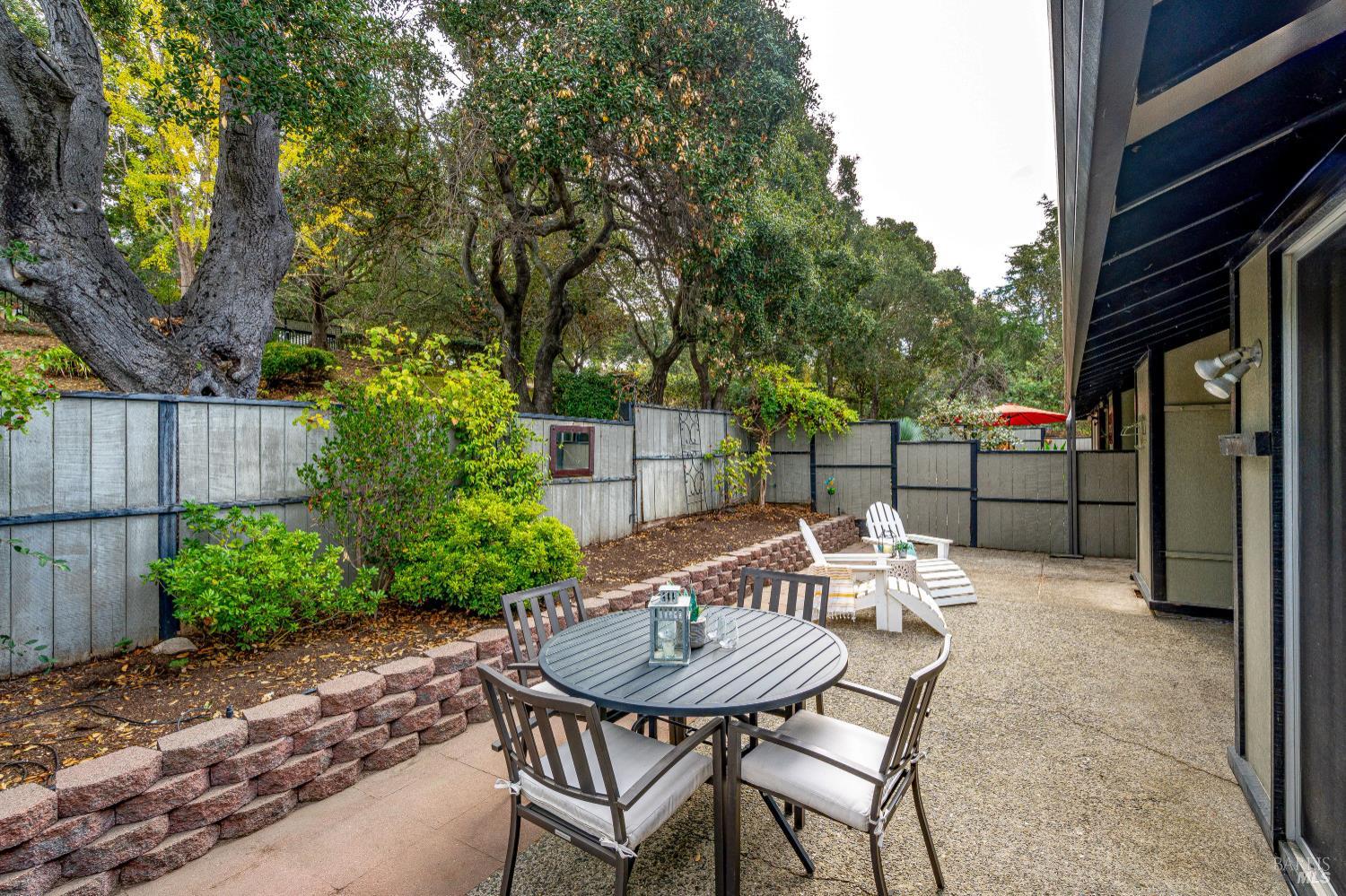 Detail Gallery Image 16 of 22 For 1022 East Ave, Napa,  CA 94559 - 2 Beds | 2 Baths