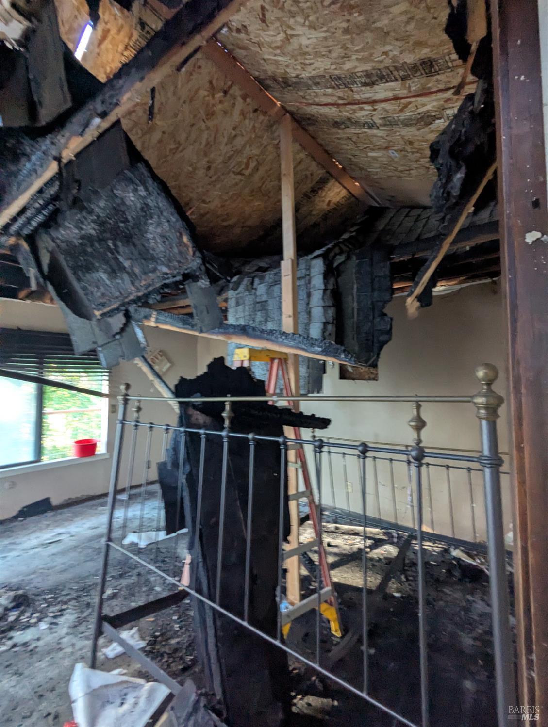 Detail Gallery Image 25 of 53 For 25780 Porro Ct, Willits,  CA 95490 - 3 Beds | 2 Baths