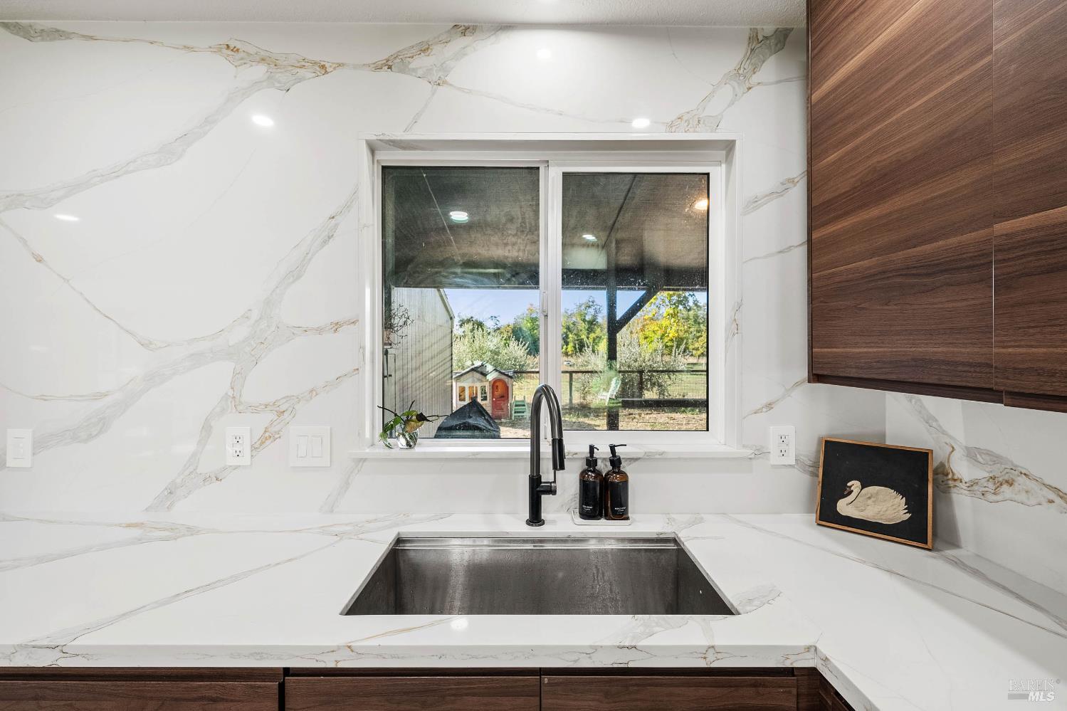 Detail Gallery Image 17 of 76 For 2427 Argonaut Rd, Finley,  CA 95453 - 3 Beds | 2 Baths