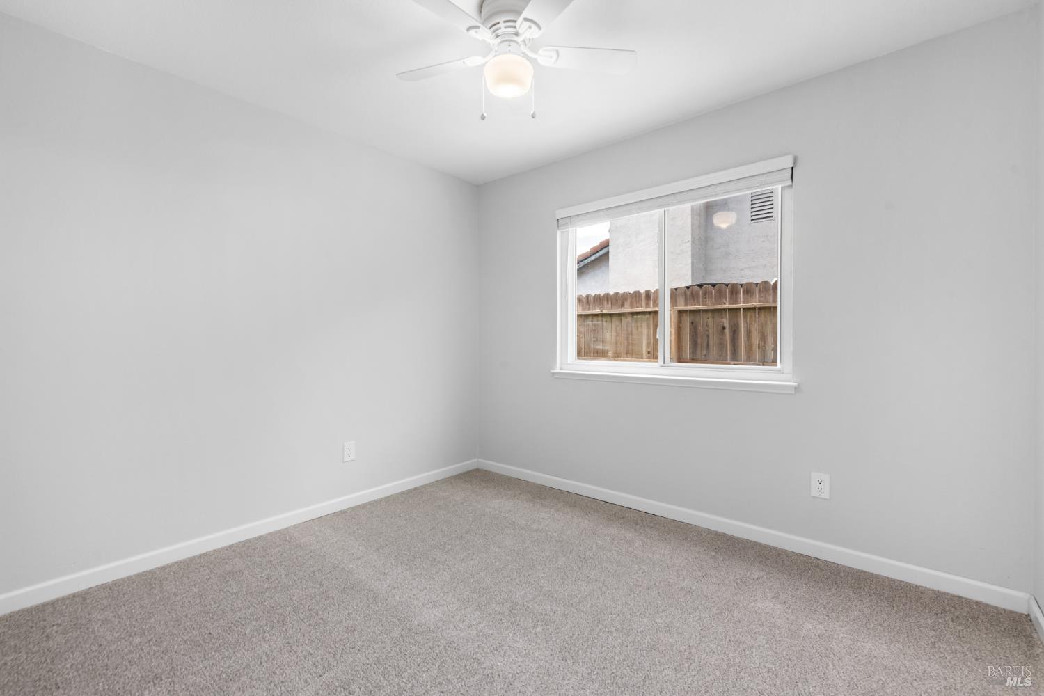 Detail Gallery Image 26 of 43 For 1944 Diamond Way, Fairfield,  CA 94533 - 3 Beds | 2 Baths