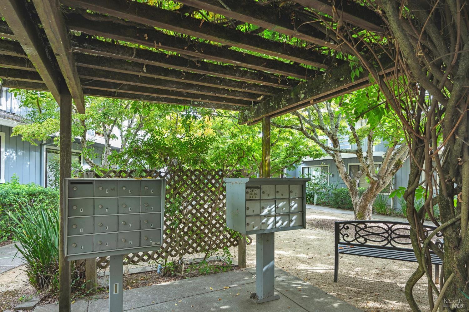 Detail Gallery Image 31 of 32 For 19167 Robinson Rd #Y,  Sonoma,  CA 95476 - 2 Beds | 1/1 Baths