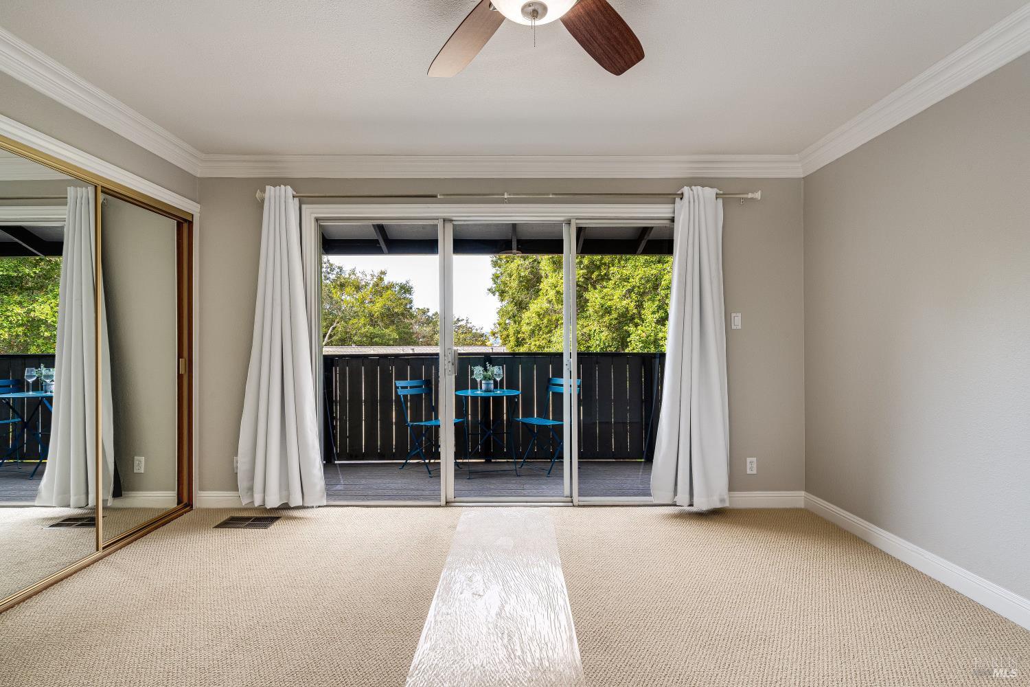 Detail Gallery Image 12 of 22 For 1022 East Ave, Napa,  CA 94559 - 2 Beds | 2 Baths