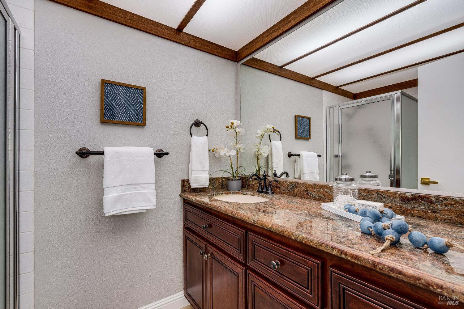 Detail Gallery Image 14 of 22 For 1022 East Ave, Napa,  CA 94559 - 2 Beds | 2 Baths