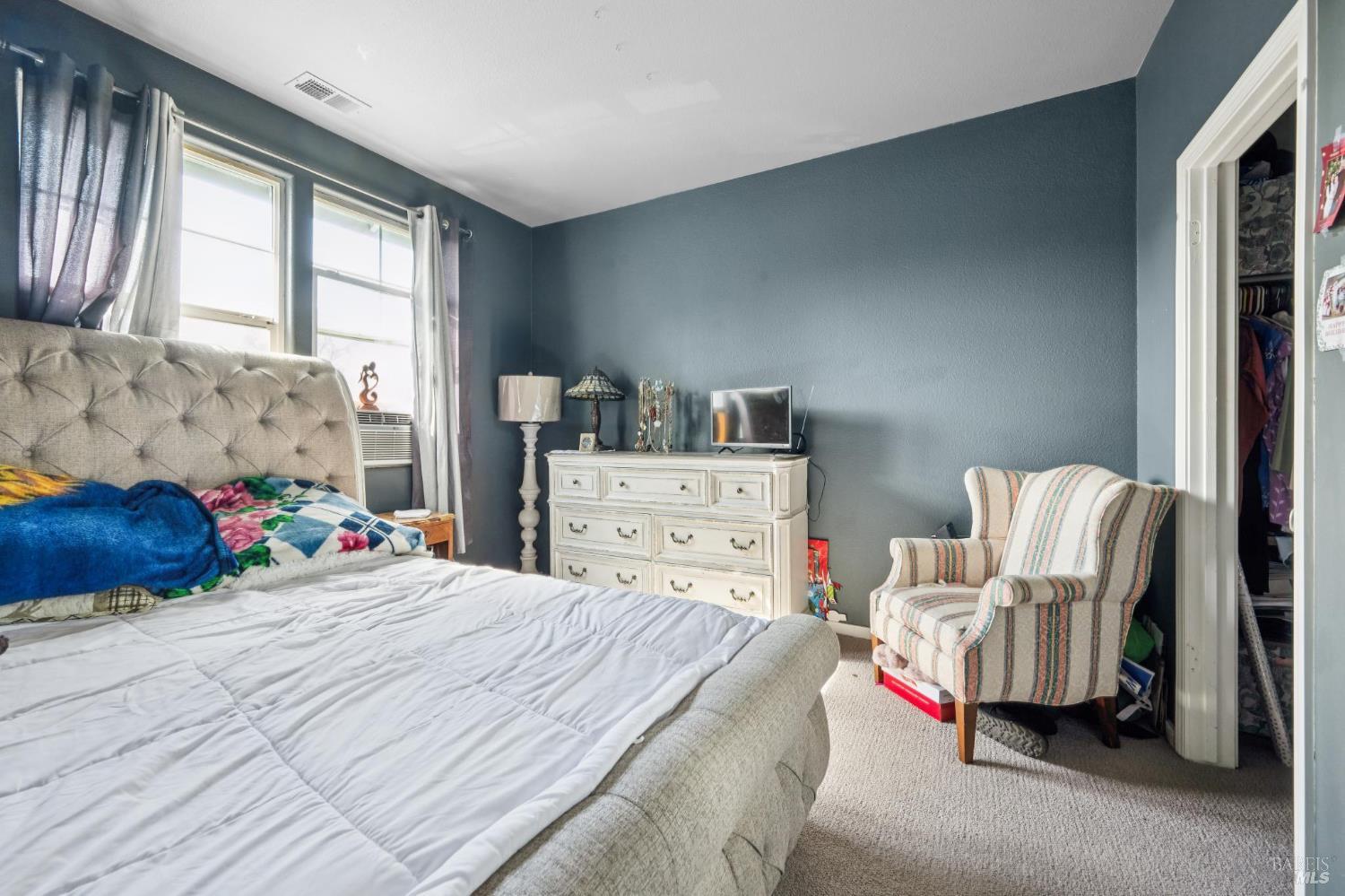 Detail Gallery Image 10 of 15 For 1507 Pinebrook Pl, Santa Rosa,  CA 95403 - 3 Beds | 2/1 Baths