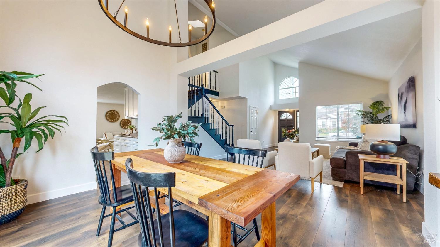 Detail Gallery Image 5 of 45 For 487 Noonan Ranch Ln, Santa Rosa,  CA 95403 - 3 Beds | 3 Baths