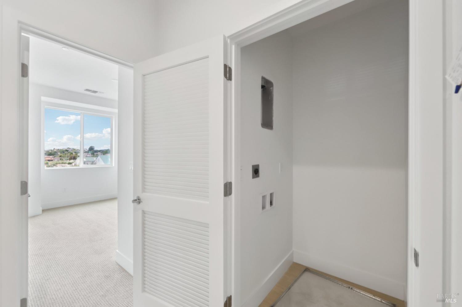 Detail Gallery Image 19 of 33 For 5199 Dalai Lama Ave, Richmond,  CA 94804 - 4 Beds | 4 Baths