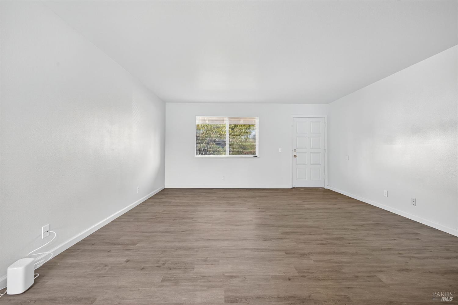 Detail Gallery Image 5 of 29 For 2597 Northcoast St, Santa Rosa,  CA 95403 - – Beds | – Baths