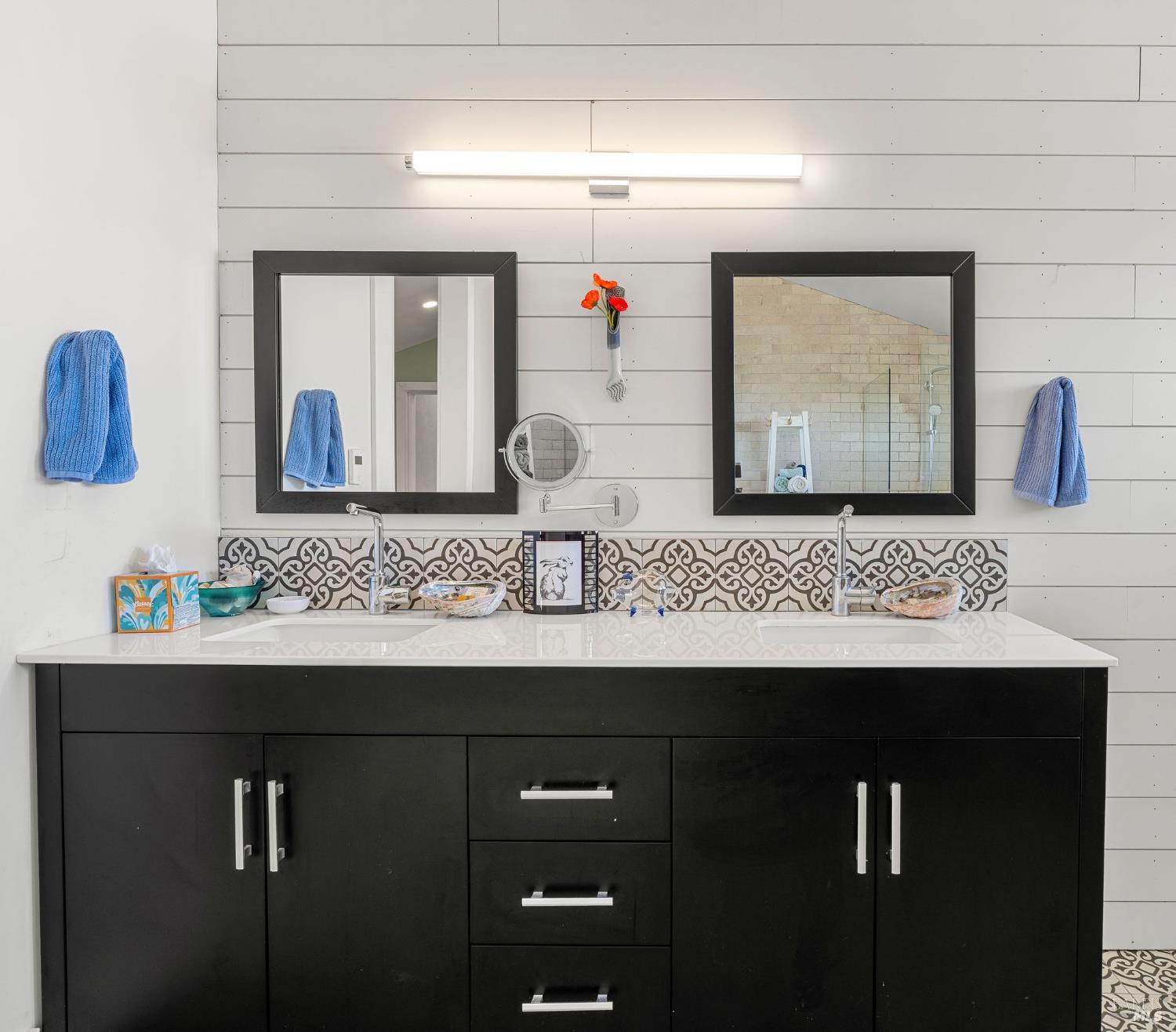 Detail Gallery Image 12 of 49 For 44801 Fish Rock Rd, Gualala,  CA 95445 - 3 Beds | 3 Baths