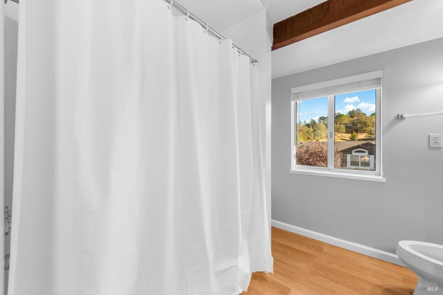 Detail Gallery Image 32 of 60 For 1017 Headlands Dr, Napa,  CA 94558 - 3 Beds | 2 Baths
