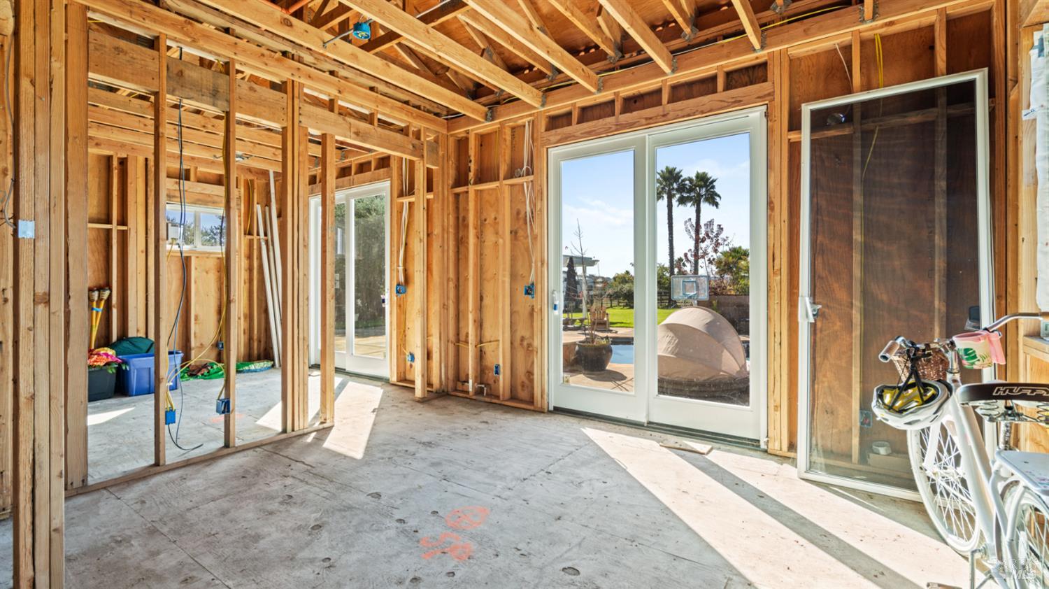 Detail Gallery Image 23 of 85 For 487 Ormsby Ln, Petaluma,  CA 94954 - 3 Beds | 2/1 Baths