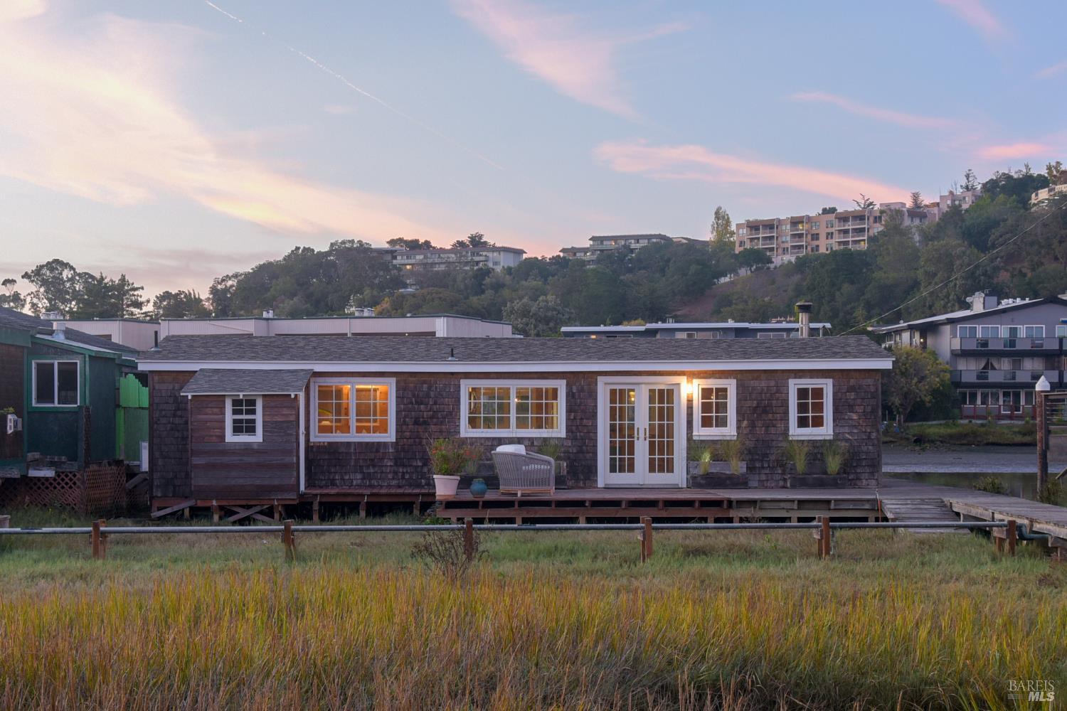 Detail Gallery Image 33 of 33 For 24 Boardwalk One Unkn, Larkspur,  CA 94939 - 2 Beds | 1 Baths