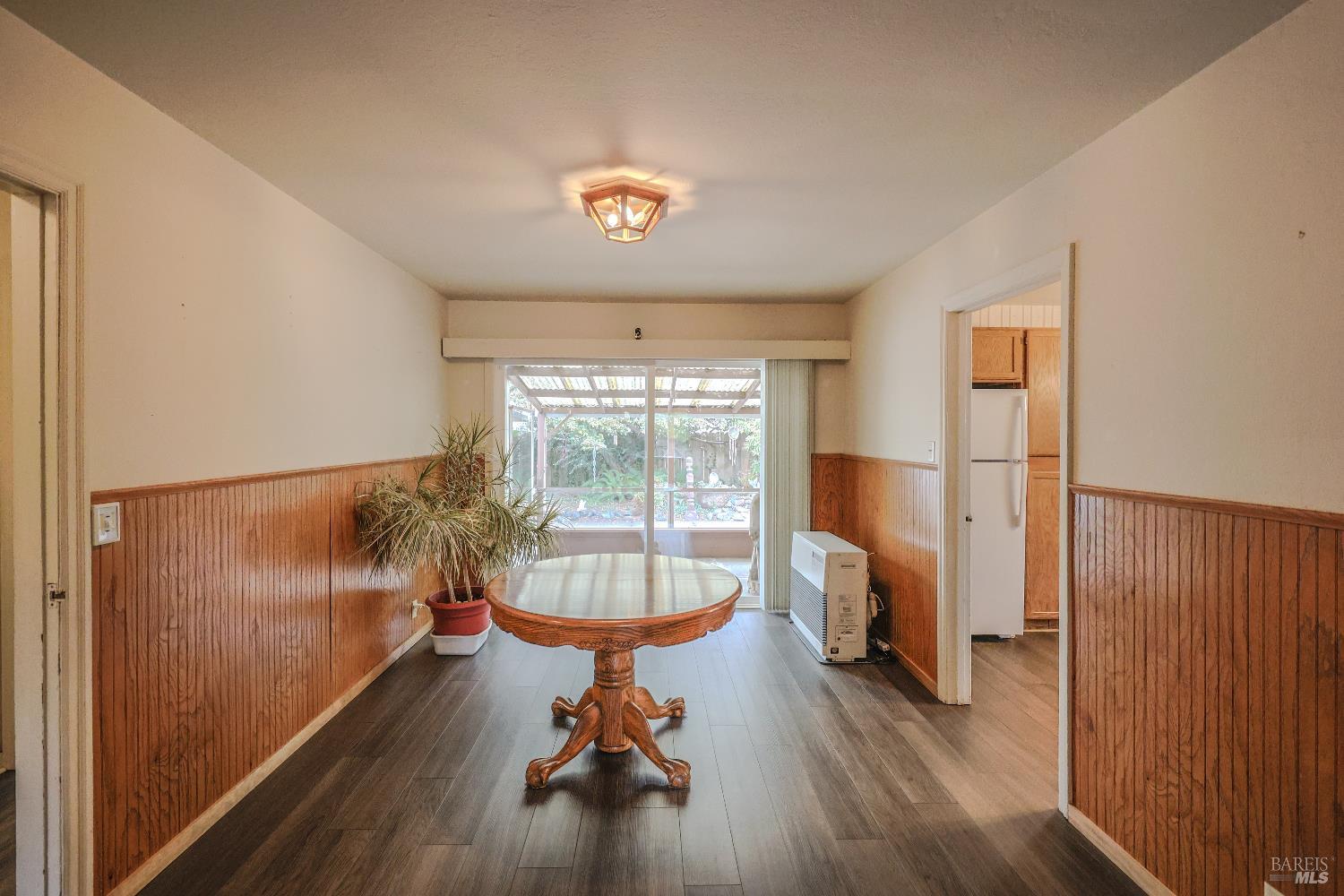 Detail Gallery Image 8 of 43 For 826 Cedar St, Fort Bragg,  CA 95437 - 2 Beds | 1 Baths