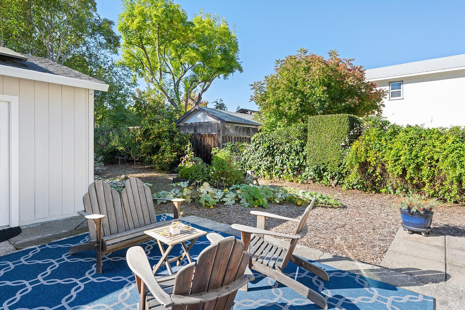 Detail Gallery Image 10 of 47 For 763 Beaver St, Santa Rosa,  CA 95404 - 3 Beds | 2 Baths