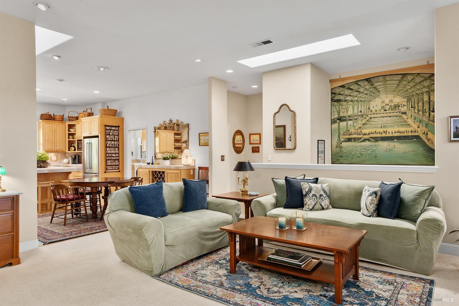 Detail Gallery Image 9 of 48 For 1885 Los Olivos Rd, Santa Rosa,  CA 95404 - 4 Beds | 3/1 Baths